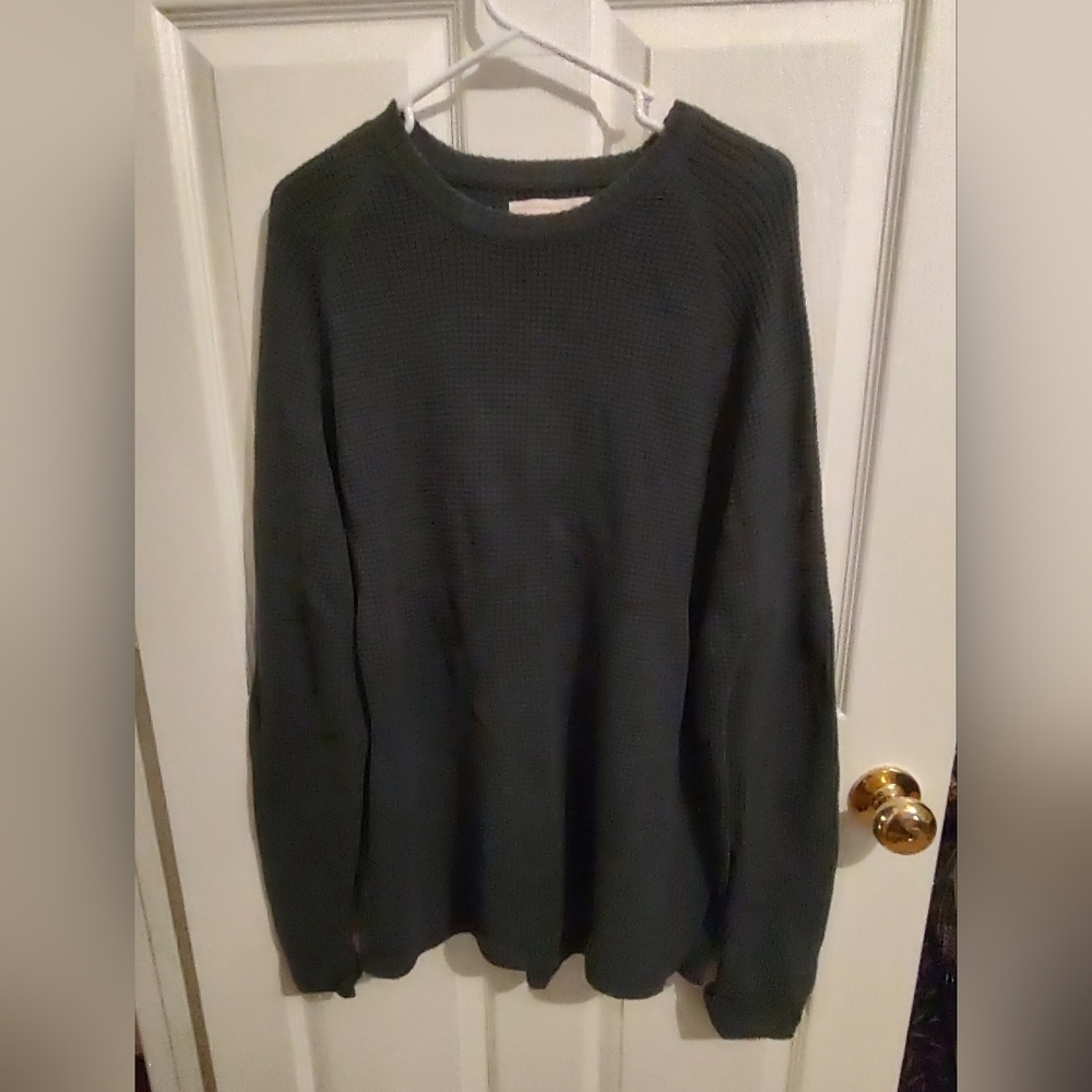 Men's Navy Sweater